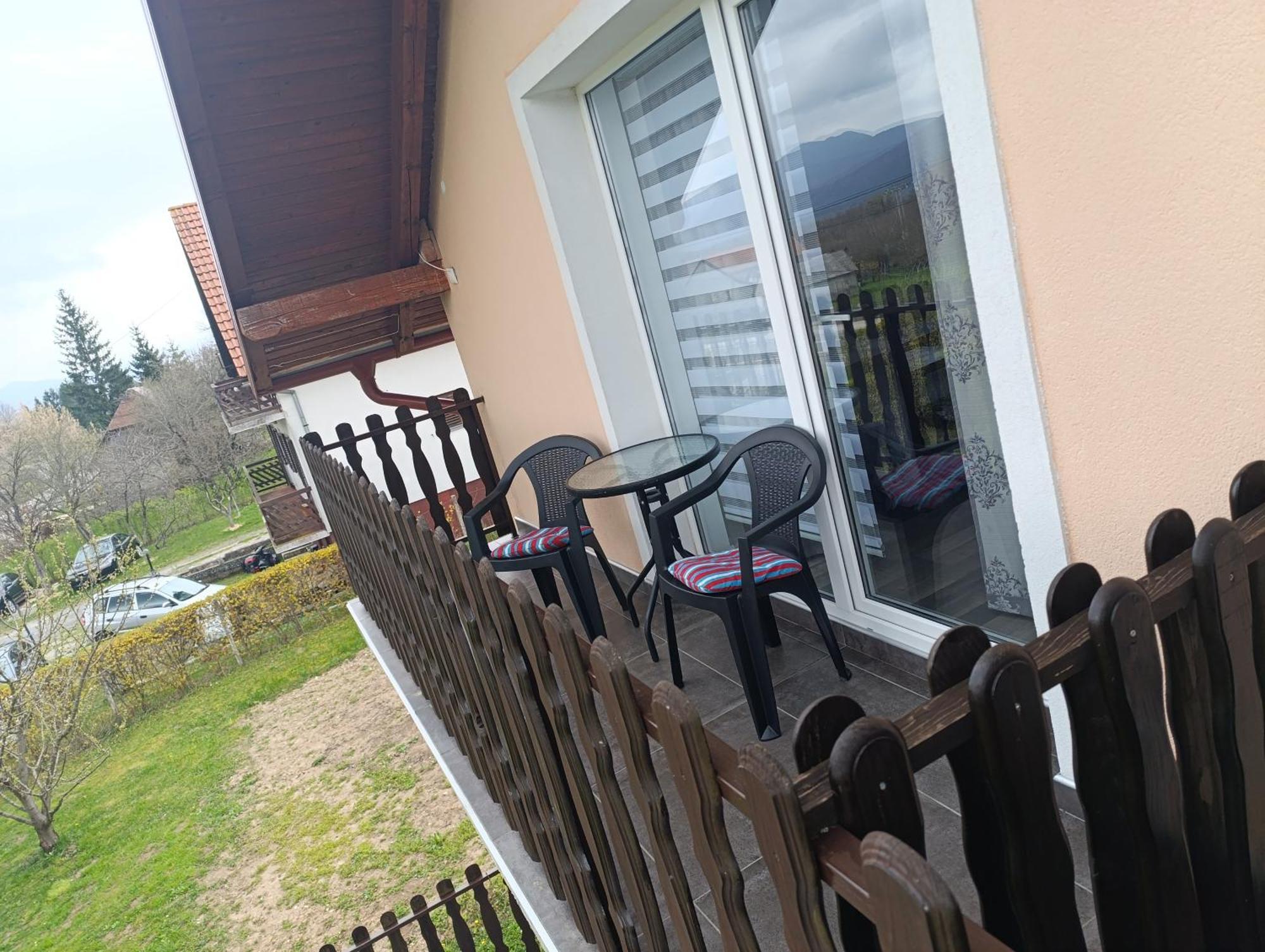 Guest House Toic Korenica Bilik gambar